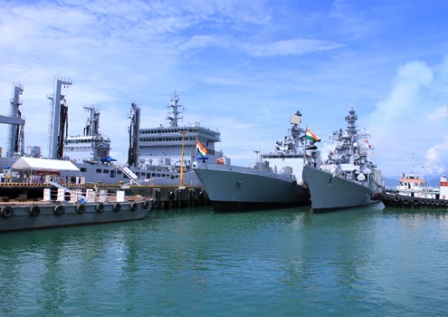 Trưa ngày 4 tháng 6 năm 2013, 4 tàu chiến Hạm đội miền Đông, Hải quân Ấn Độ cập cảng Tiên Sa, Đà Nẵng.